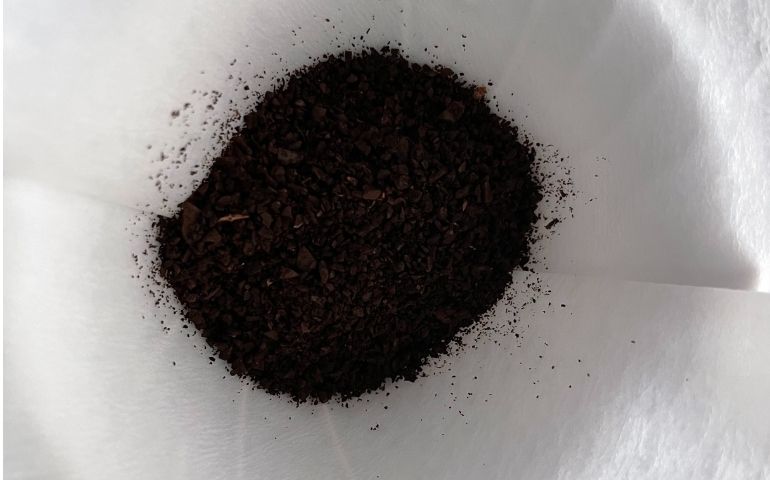 豆を挽いた後のコーヒー粉